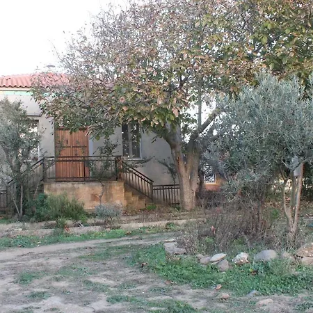 Holiday home σαρδές λήμνου, πέτρινο σπίτι 90τμ, οικόπεδο 4000τμ Sardes